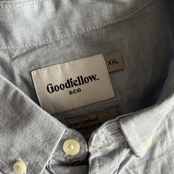 NWOT Men's Slim Fit Stretch Poplin Short Sleeve Button-Down Shirt - Sky Blue - Picture 4 of 4